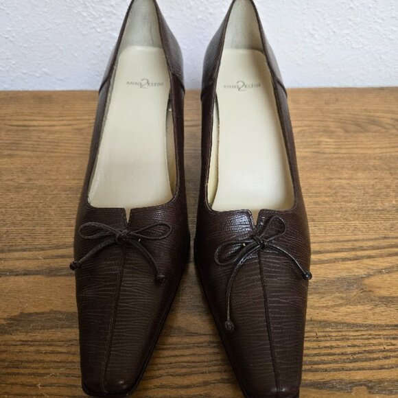 #35 AK Anne Klein 2 Brown Textured Pointed-Toe Dress Heels Size 8M - Picture 2 of 8